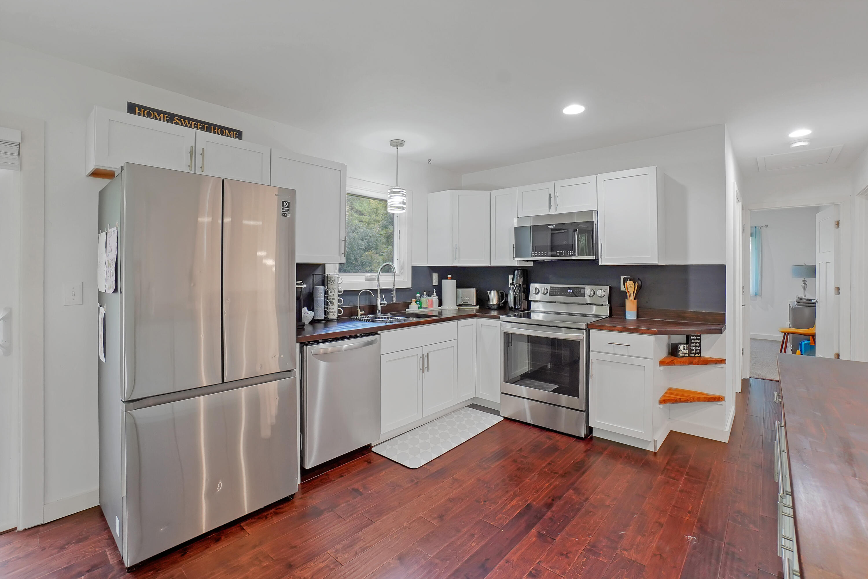 2966 Deerpath Road Lyons, WI 53147 - Photo 7 of 29 Kitchen