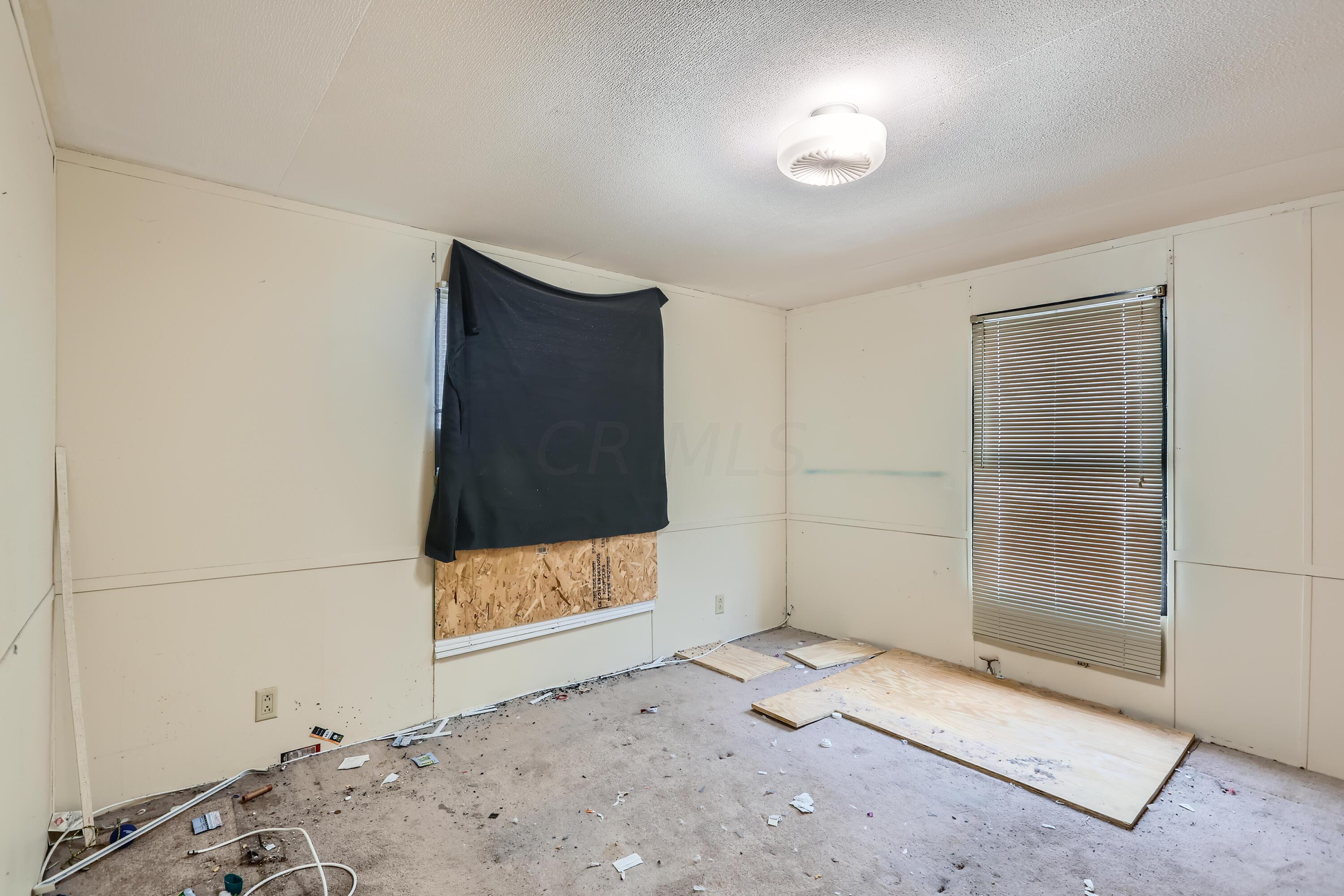 8565 Smith-Calhoun Road, Unit 217 Plain City, OH 43064 - Photo 10 of 11 11 Primary Bedroom