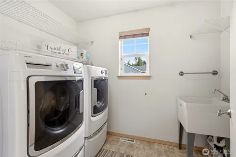 $819,950 | 5801 120th Place Southeast, Snohomish, WA 98296