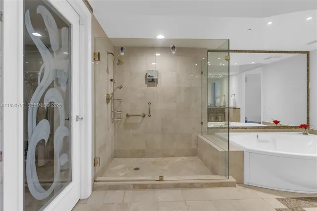 $7,100 | 19111 Collins Avenue, Unit 1607, Sunny Isles Beach, FL 33160