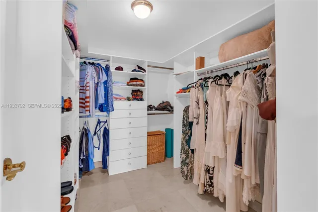 $7,100 | 19111 Collins Avenue, Unit 1607, Sunny Isles Beach, FL 33160