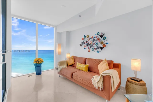 $7,100 | 19111 Collins Avenue, Unit 1607, Sunny Isles Beach, FL 33160