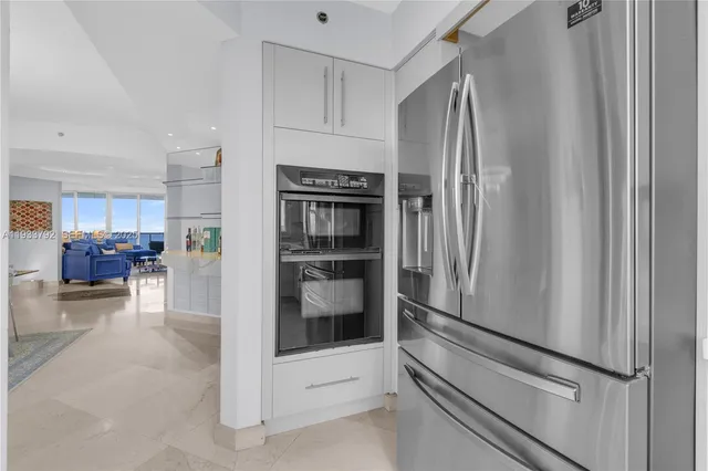 $7,100 | 19111 Collins Avenue, Unit 1607, Sunny Isles Beach, FL 33160