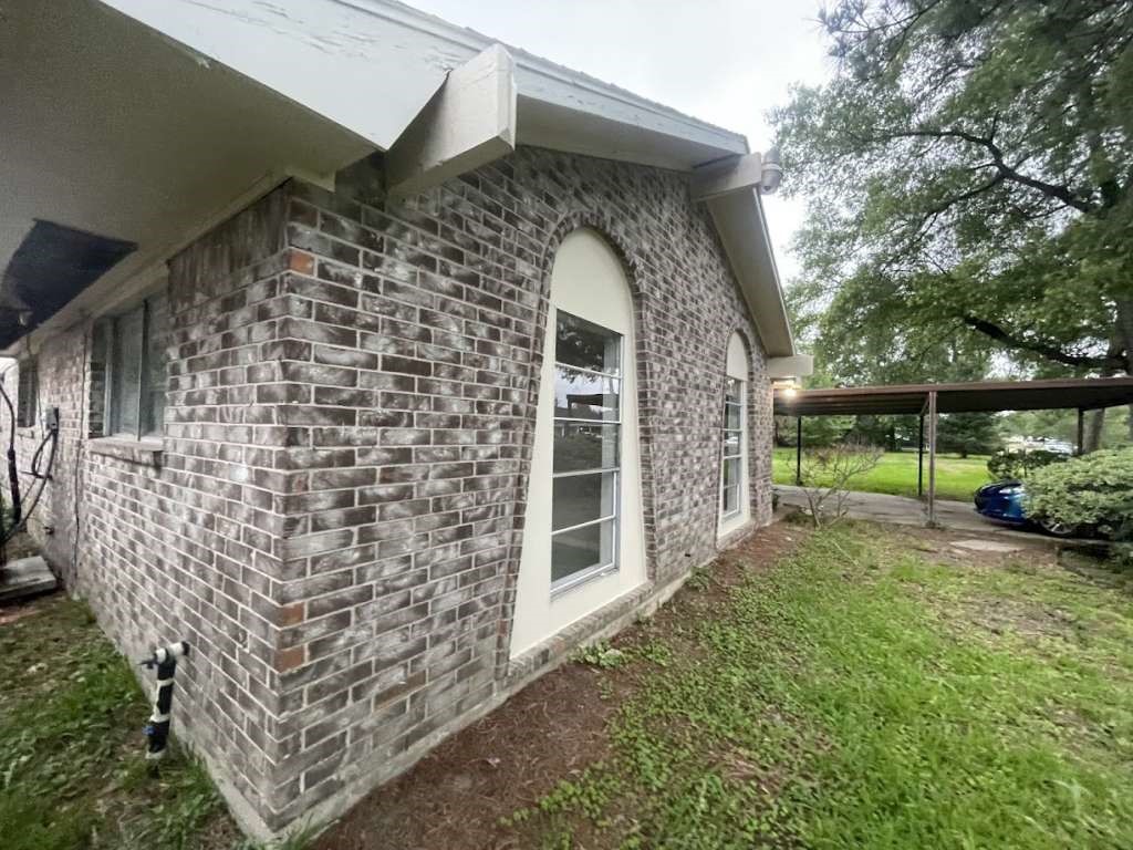 11042 Lafferty Oaks Street Houston, TX 77029 - Photo 5 of 25