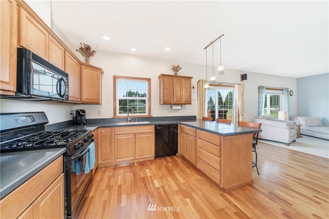 7737 191st Avenue Southwest Rochester, WA 98579 - Photo 9 of 23