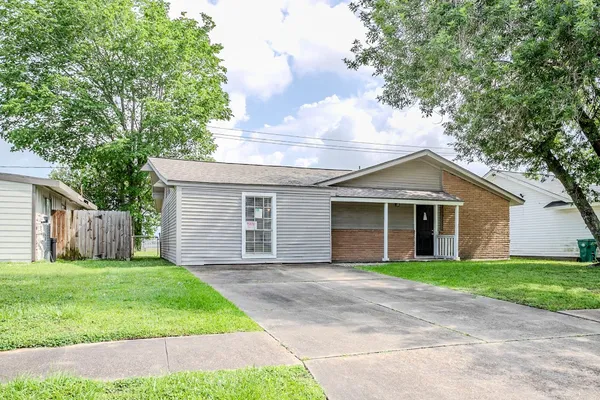 $159,900 | 3705 Crawford Drive, Pasadena, TX 77503