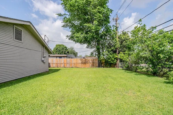 $159,900 | 3705 Crawford Drive, Pasadena, TX 77503