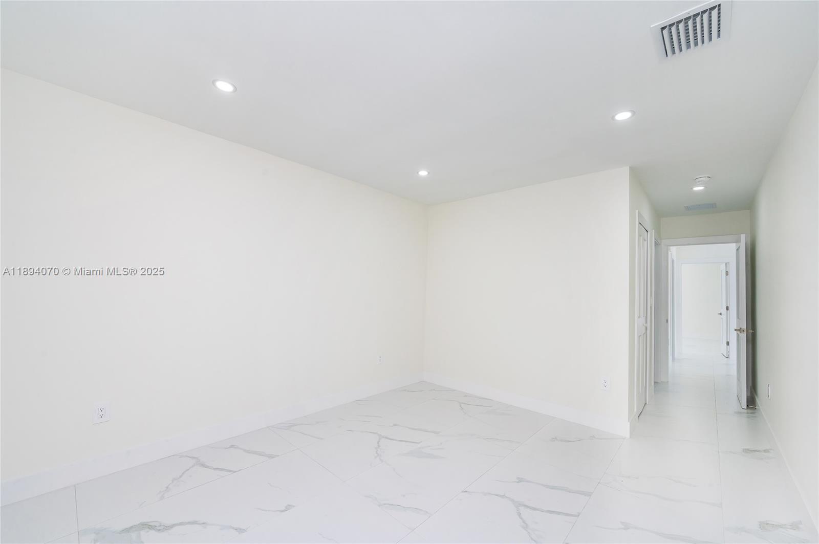 975 Southwest 89th Avenue Miami, FL 33174 - Photo 13 of 17 a view of an empty room