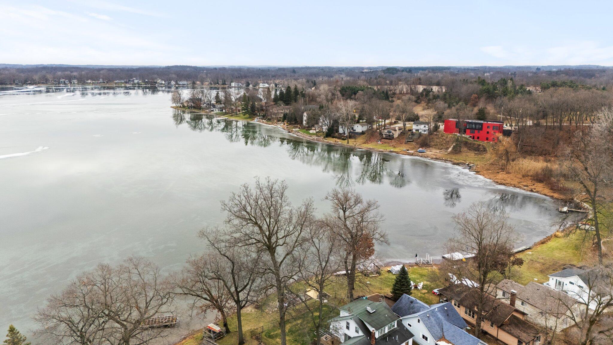 893 Ridge Road Chelsea, MI 48118 - Photo 11 of 25 11-web-or-mls-DJI_20241217134150_0220_D