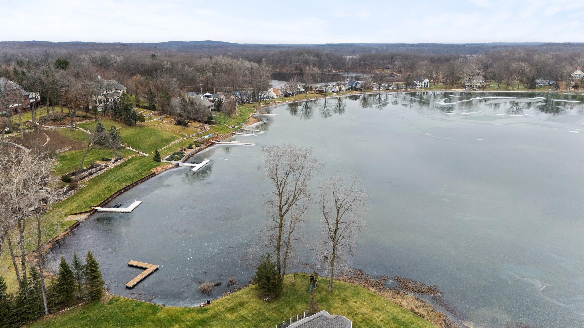 893 Ridge Road Chelsea, MI 48118 - Photo 12 of 25 12-web-or-mls-DJI_20241217134200_0221_D