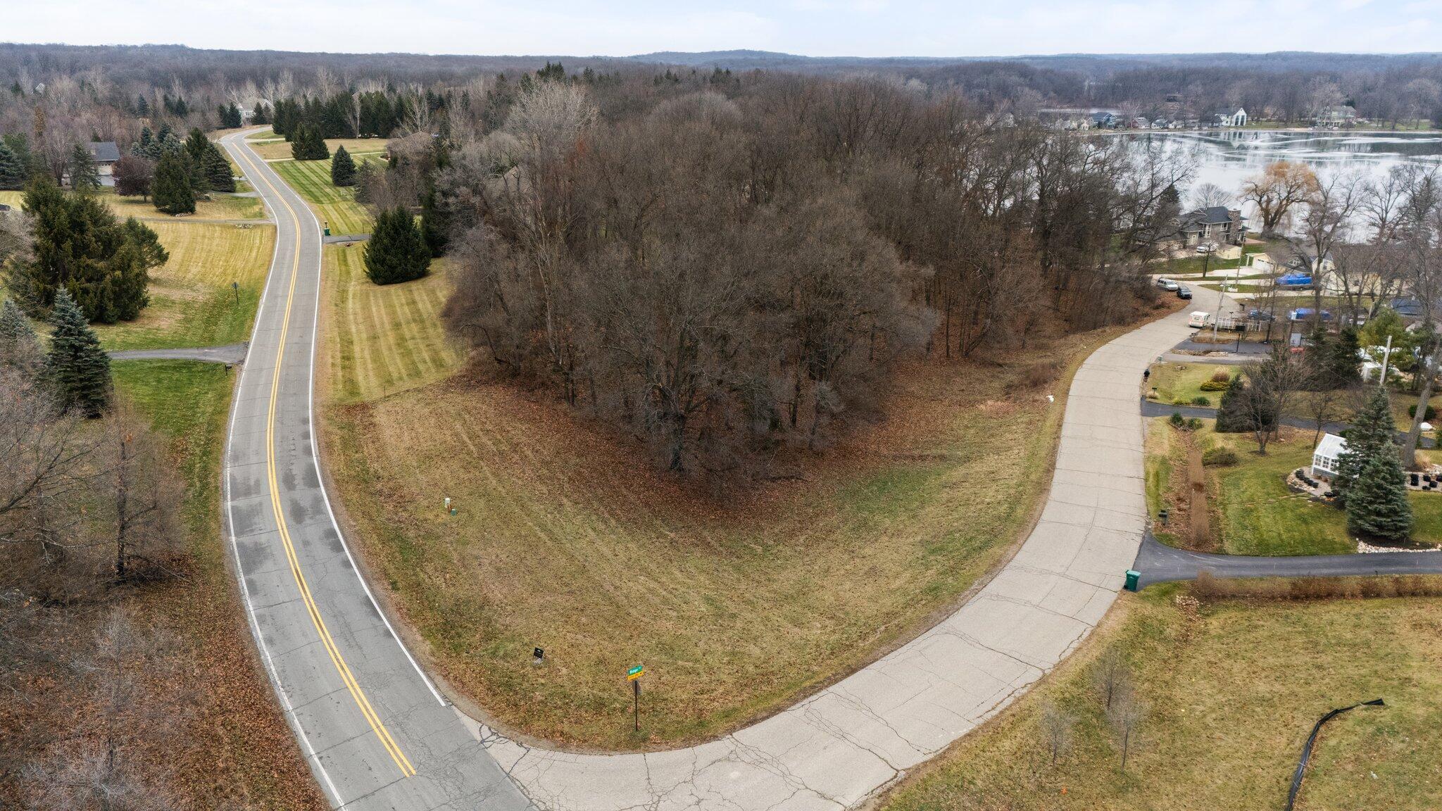 893 Ridge Road Chelsea, MI 48118 - Photo 22 of 25 22-web-or-mls-DJI_20241217135506_0251_D