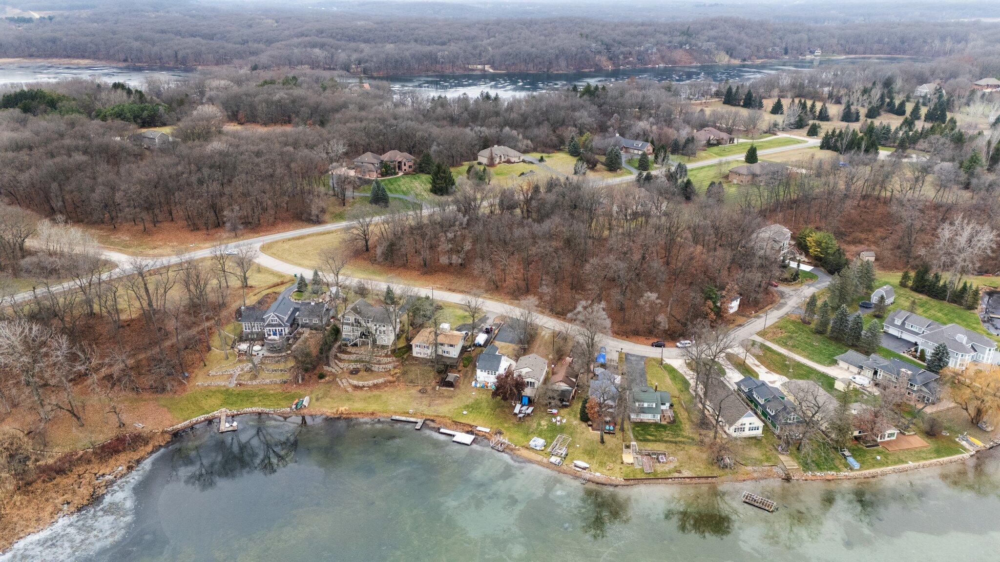 893 Ridge Road Chelsea, MI 48118 - Photo 7 of 25 7-web-or-mls-DJI_20241217134400_0225_D