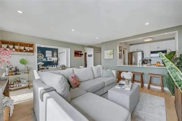 $749,000 | 116-12 Ocean Promenade, Unit UPH6/806/8F | Rockaway Park