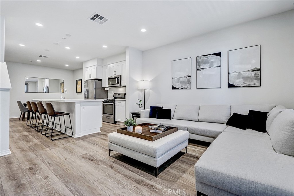 629 S. Kinney Way Anaheim, CA 92805 - Photo 12 of 30