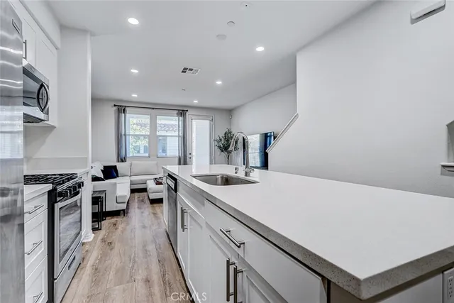 $799,900 | 629 S. Kinney Way, Anaheim, CA 92805