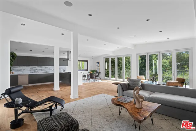 $2,399,000 | 7470 Woodrow Wilson Drive, Los Angeles, CA 90046