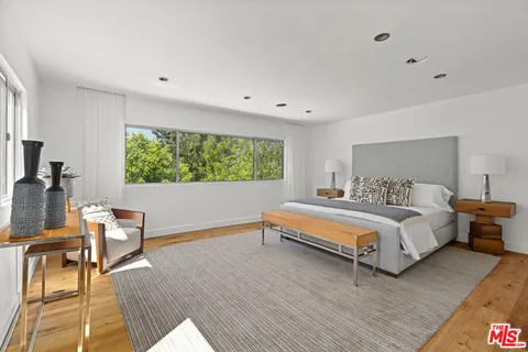 $2,399,000 | 7470 Woodrow Wilson Drive, Los Angeles, CA 90046