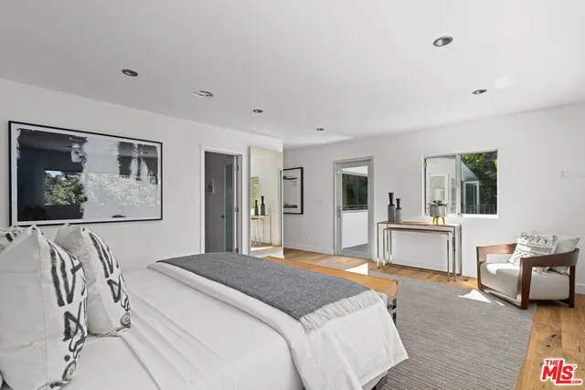 $2,399,000 | 7470 Woodrow Wilson Drive, Los Angeles, CA 90046