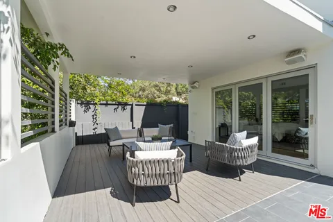$2,399,000 | 7470 Woodrow Wilson Drive, Los Angeles, CA 90046