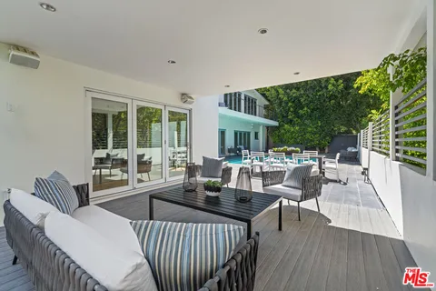 $2,399,000 | 7470 Woodrow Wilson Drive, Los Angeles, CA 90046