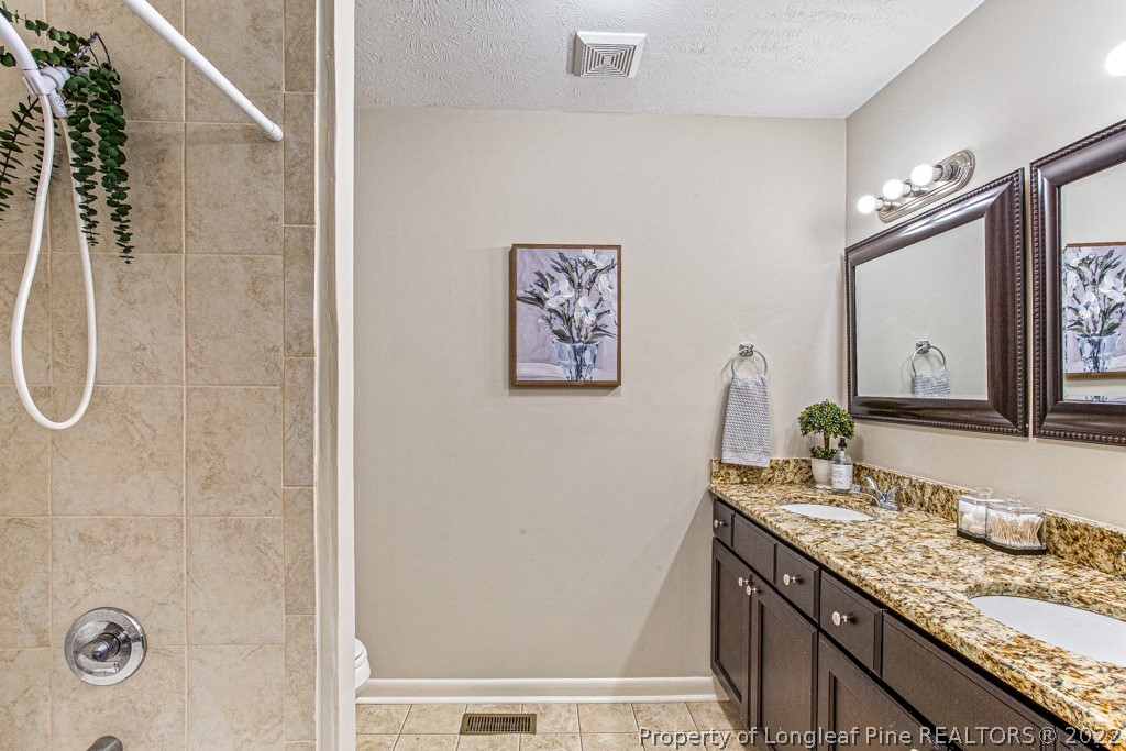 3678 Golfview Road Hope Mills, NC 28348 - Photo 20 of 35 Gallery Image 20