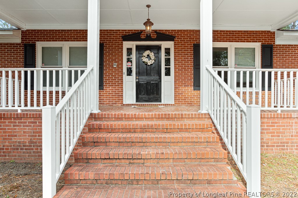 3678 Golfview Road Hope Mills, NC 28348 - Photo 2 of 35 Gallery Image 2