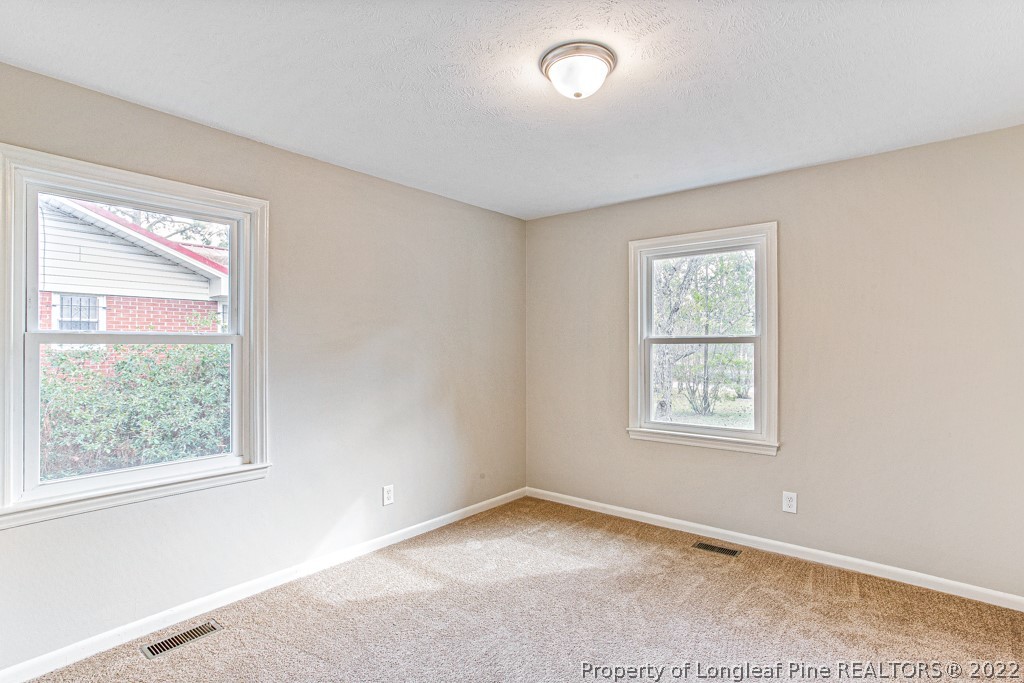 3678 Golfview Road Hope Mills, NC 28348 - Photo 22 of 35 Gallery Image 22