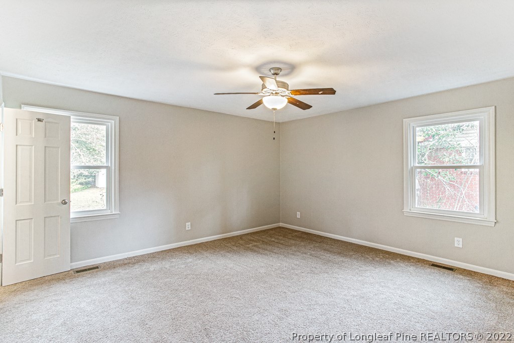 3678 Golfview Road Hope Mills, NC 28348 - Photo 27 of 35 Gallery Image 27