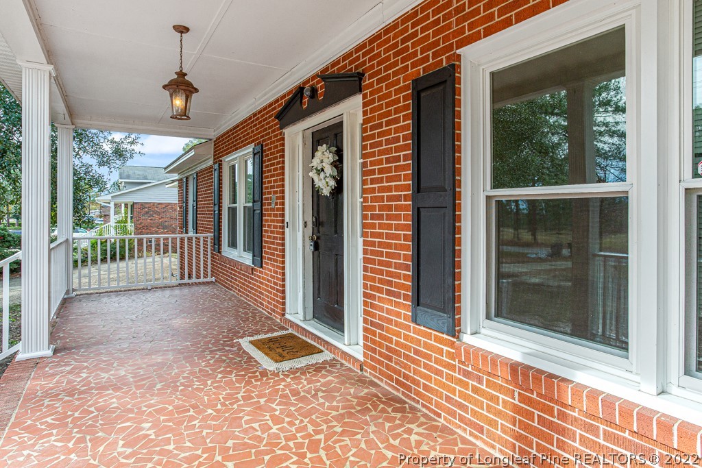 3678 Golfview Road Hope Mills, NC 28348 - Photo 3 of 35 Gallery Image 3