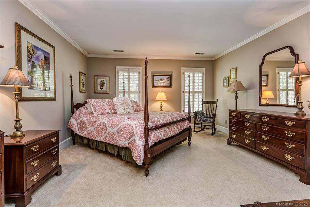 3501 Plantation Road Charlotte, NC 28270 - Photo 16 of 31 Gallery Image 16