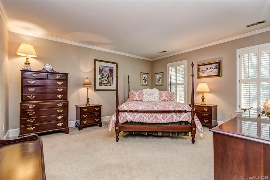 3501 Plantation Road Charlotte, NC 28270 - Photo 17 of 31 Gallery Image 17