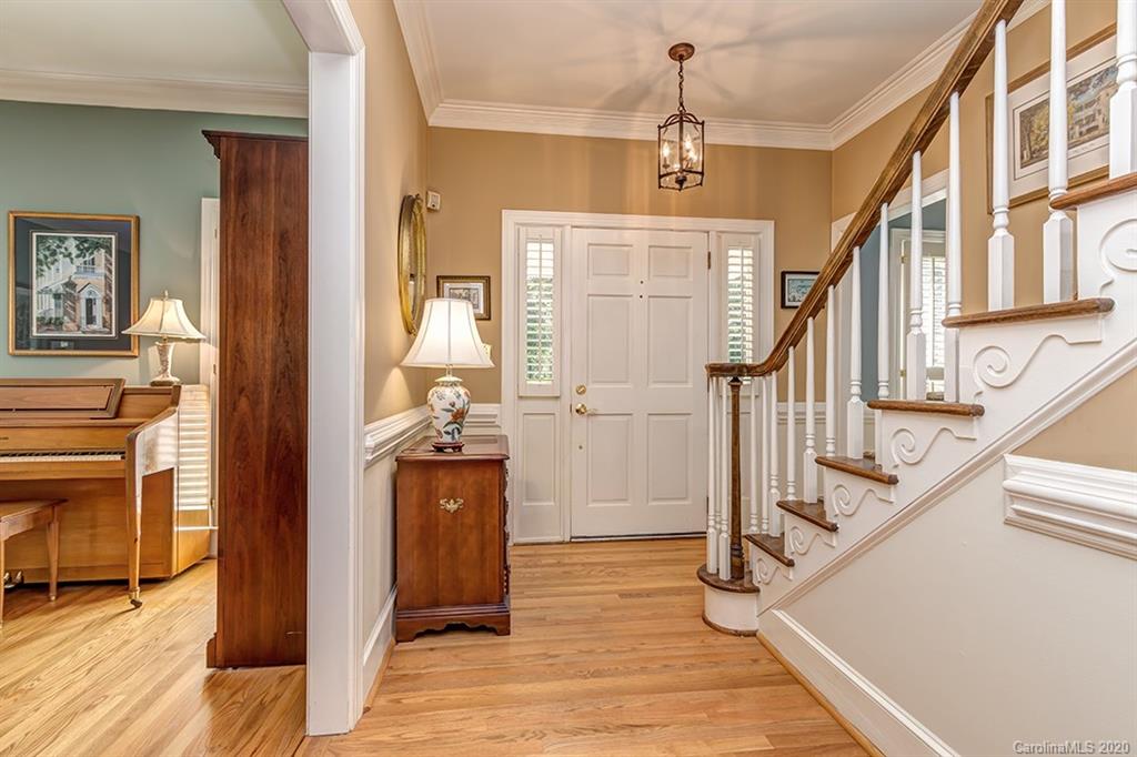 3501 Plantation Road Charlotte, NC 28270 - Photo 3 of 31 Gallery Image 3