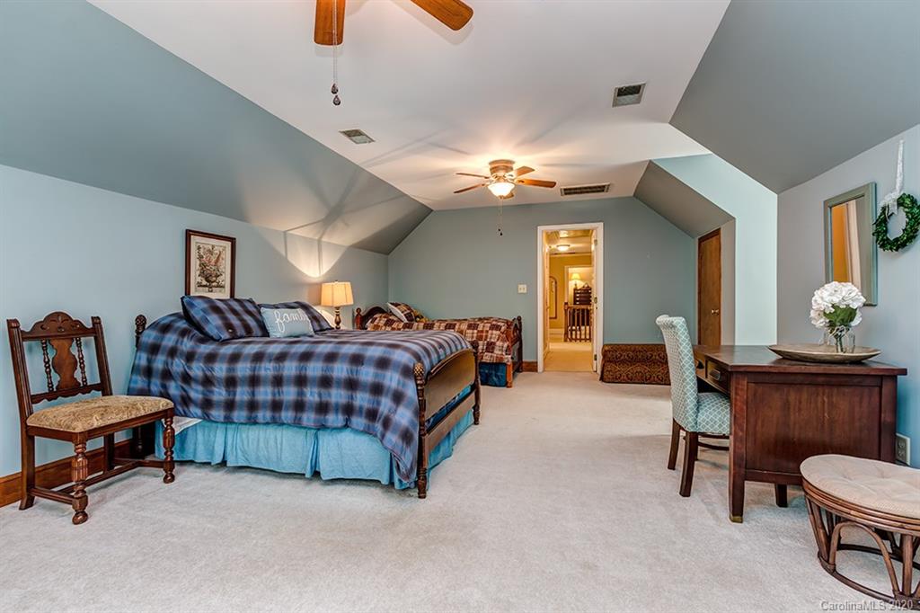 3501 Plantation Road Charlotte, NC 28270 - Photo 23 of 31 Gallery Image 23