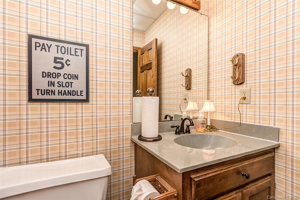3501 Plantation Road Charlotte, NC 28270 - Photo 25 of 31 Gallery Image 25