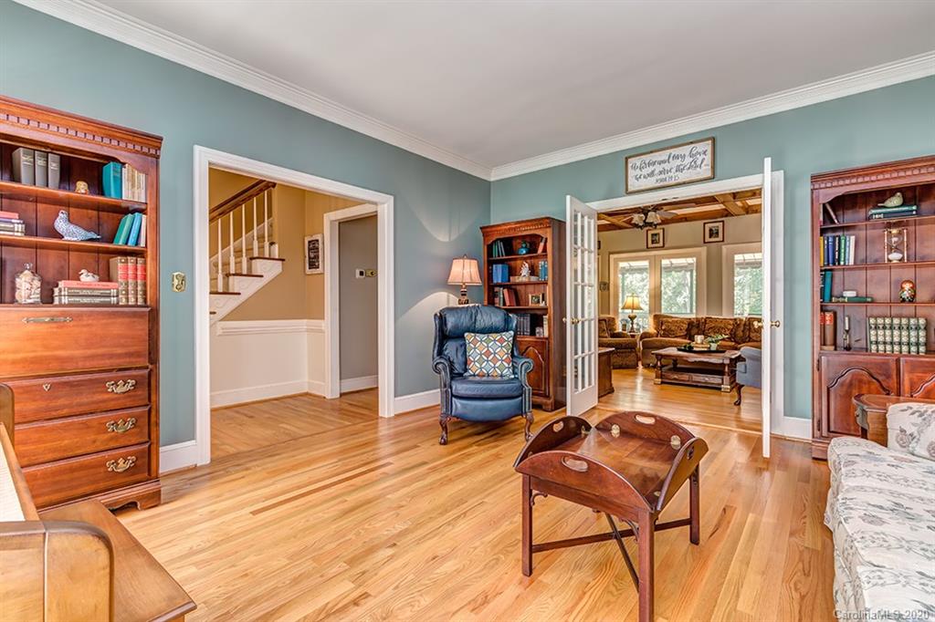 3501 Plantation Road Charlotte, NC 28270 - Photo 5 of 31 Gallery Image 5