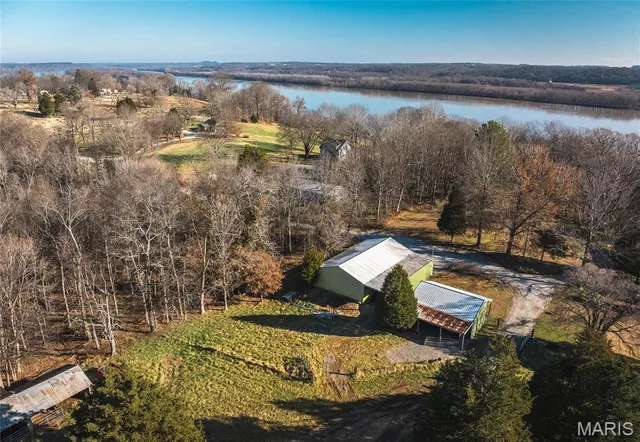 $625,000 | 1600 Albert Street, Golconda, IL 62938