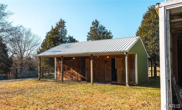 $625,000 | 1600 Albert Street, Golconda, IL 62938