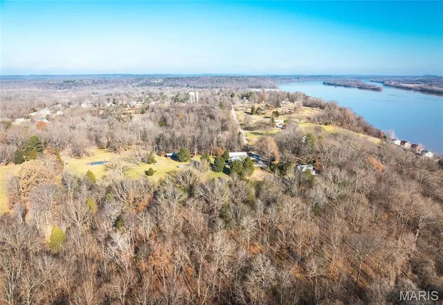 $625,000 | 1600 Albert Street, Golconda, IL 62938