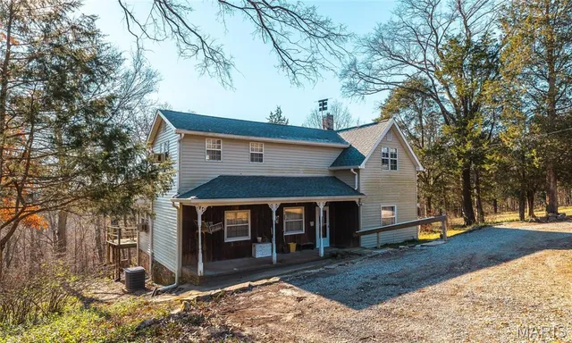 $625,000 | 1600 Albert Street, Golconda, IL 62938