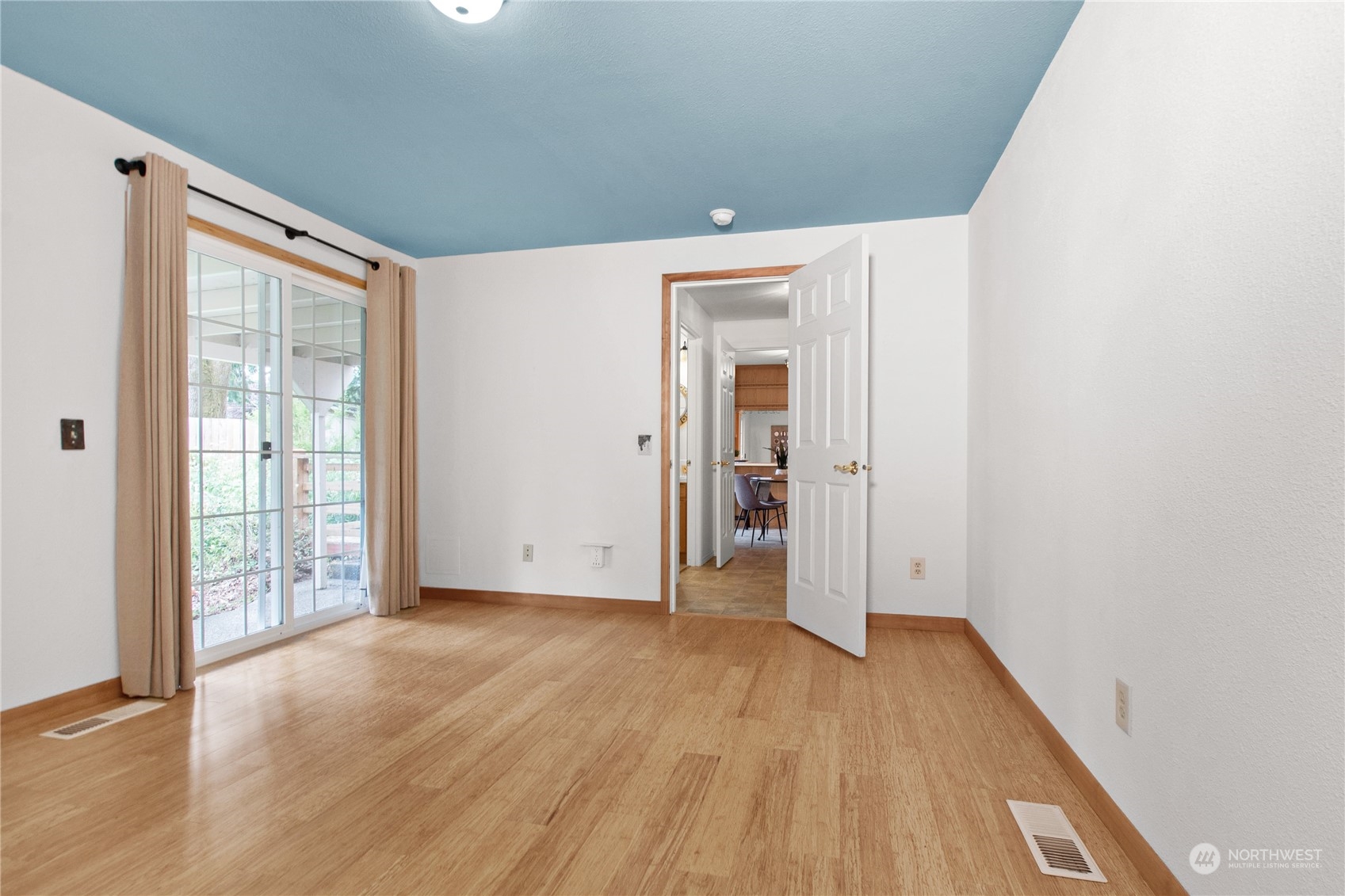 2427 Cain Road Southeast Olympia, WA 98501 - Photo 17 of 40 Gallery Image 17