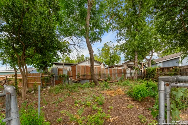 $1,599 | 928 Hedges Street, San Antonio, TX 78203