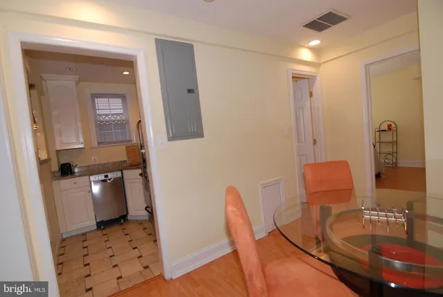 $1,650 | 8414 Flower Avenue, Unit 6, Takoma Park, MD 20912