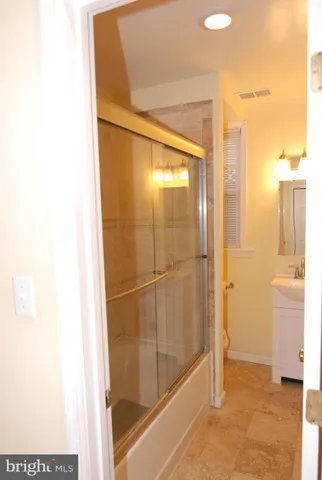 $1,650 | 8414 Flower Avenue, Unit 6, Takoma Park, MD 20912