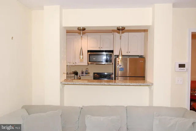 $1,650 | 8414 Flower Avenue, Unit 6, Takoma Park, MD 20912