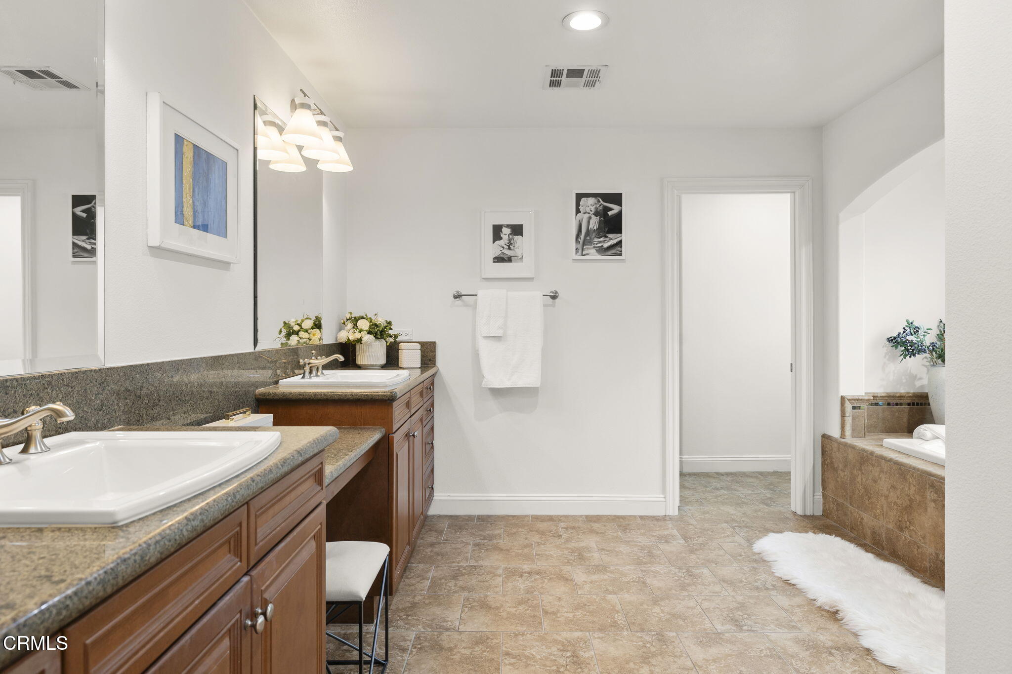 5000 Terramar Way Oxnard, CA 93035 - Photo 33 of 64 42-web-or-mls-UpmarketMedia-5000Ter-33