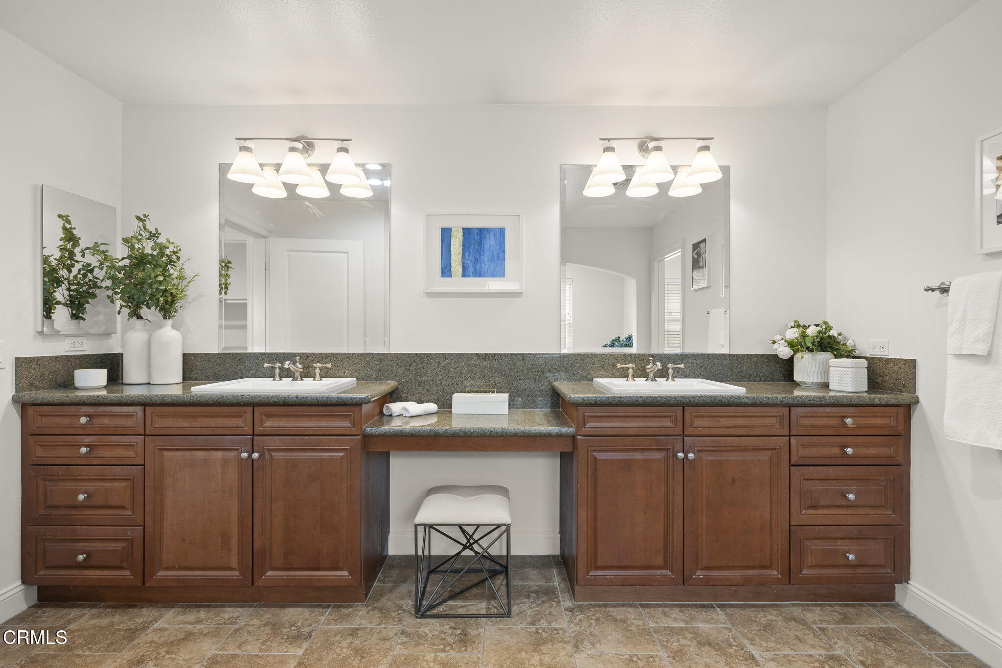 5000 Terramar Way Oxnard, CA 93035 - Photo 34 of 64 43-web-or-mls-UpmarketMedia-5000Ter-36