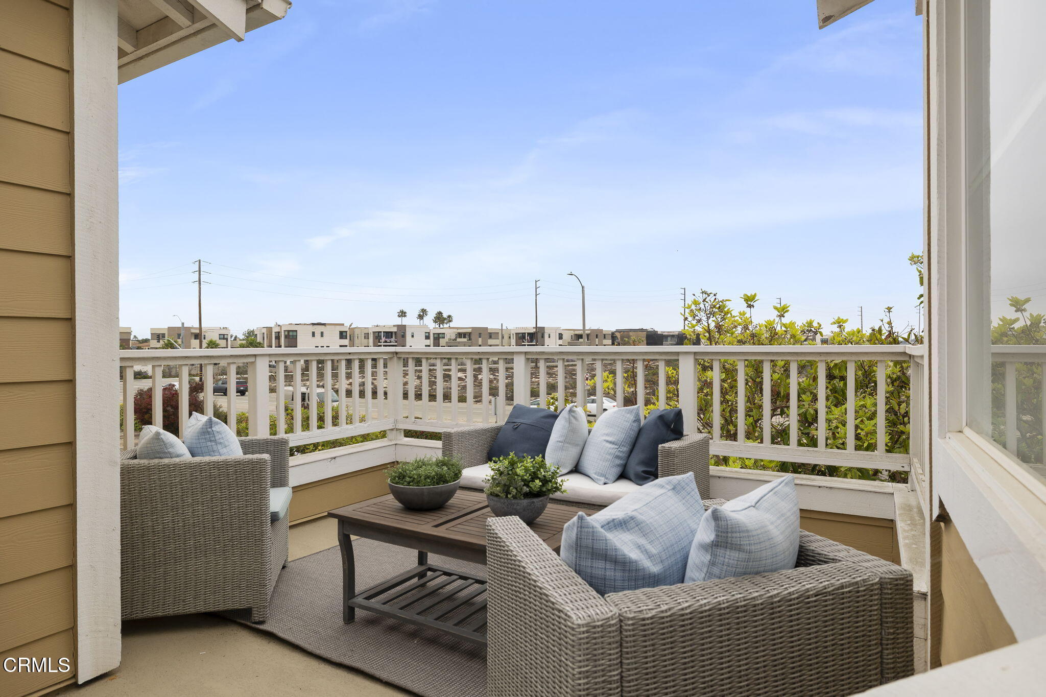 5000 Terramar Way Oxnard, CA 93035 - Photo 46 of 64 59-web-or-mls-UpmarketMedia-5000Ter-198