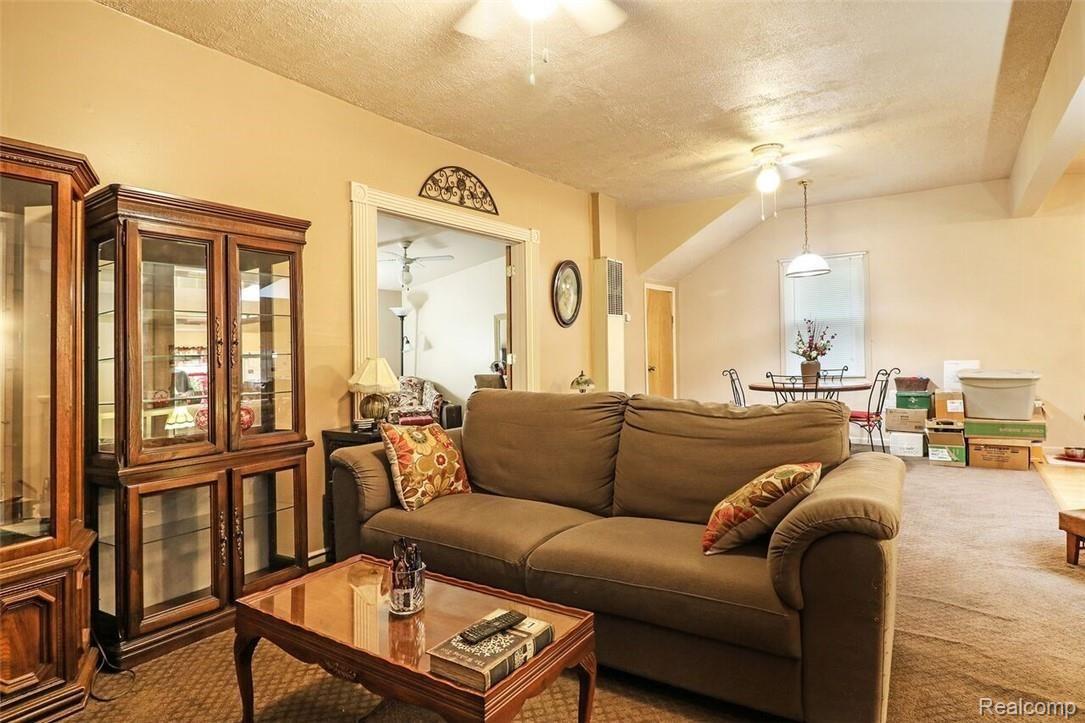 13450 Lenmoore Road Belleville, MI 48111 - Photo 21 of 38 Second Floor Living Area
