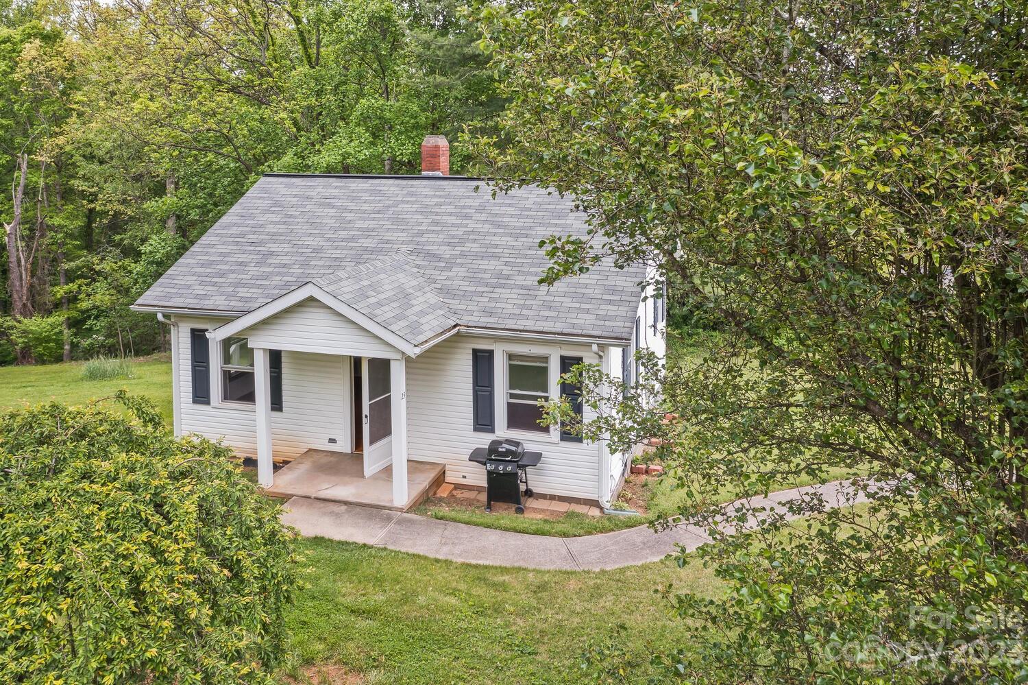 25 Floyd Miller Road Candler, NC 28715 - Photo 34 of 47 Gallery Image 34