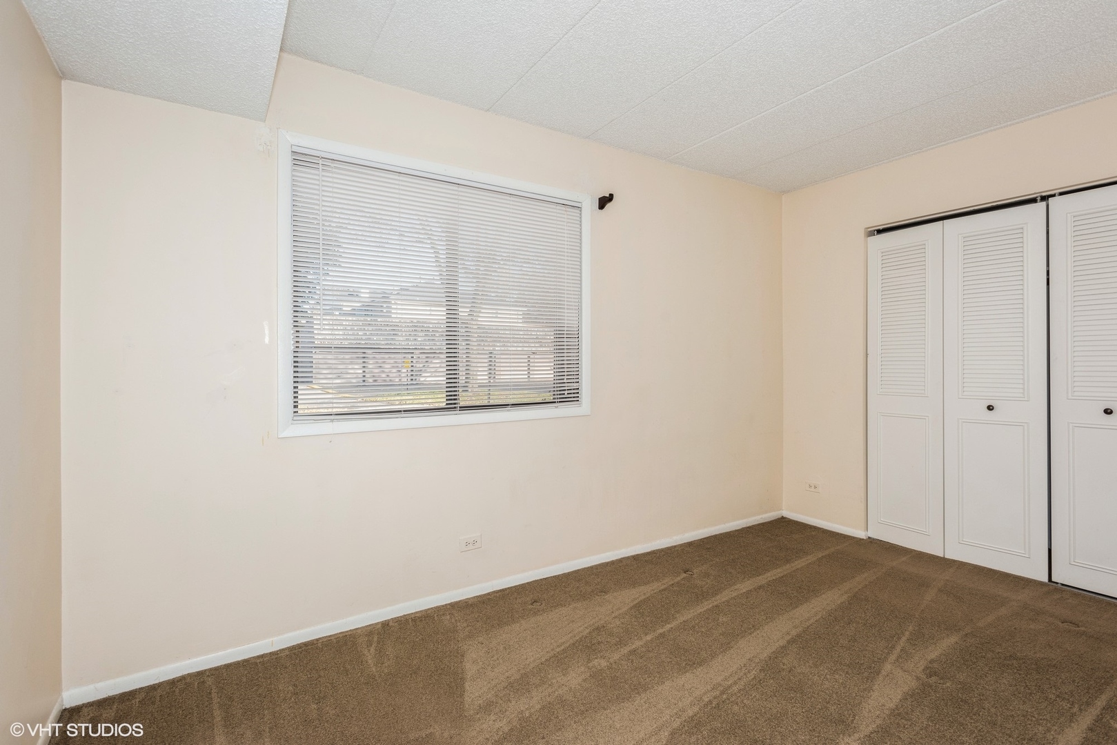 486 Timber Ridge Drive, Unit 101 Carol Stream, IL 60188 - Photo 8 of 11 Gallery Image 8